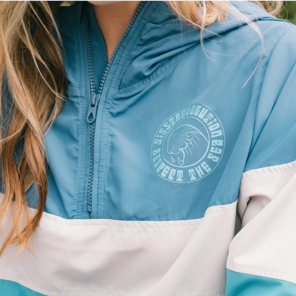 BEACHLY X SISSTREVOLUTION - THE PACIFIC PARADISE WINDBREAKER - Picture 2 of 9